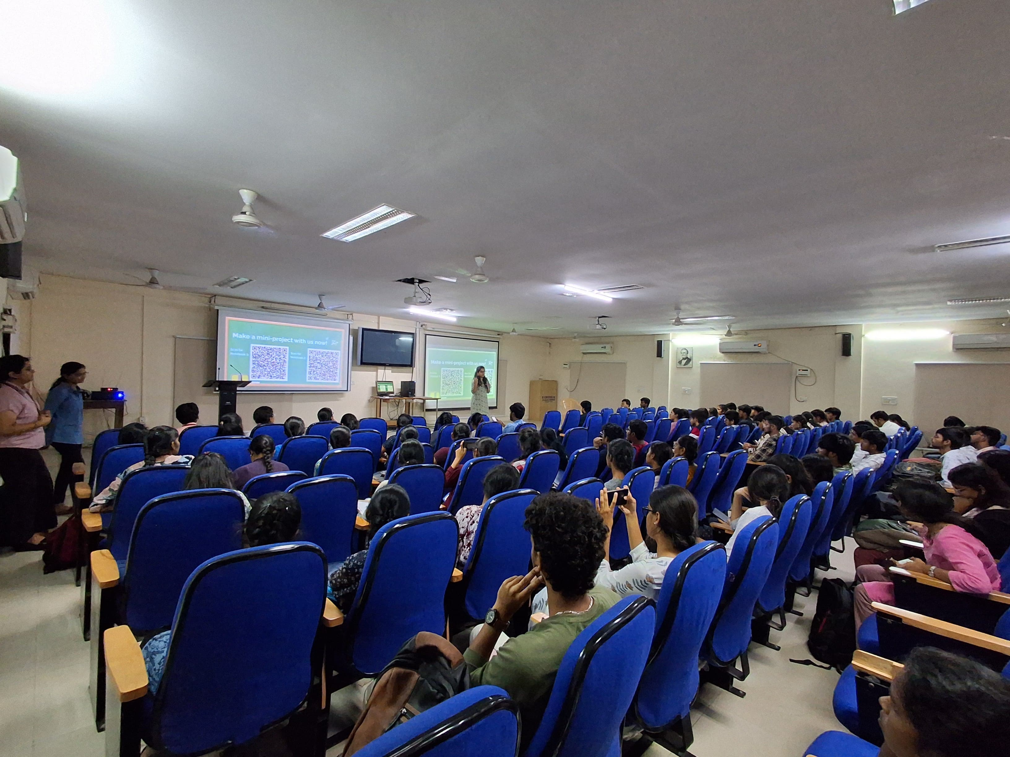 WhatsApp Image 2024-10-21 at 20.12.51 12934760