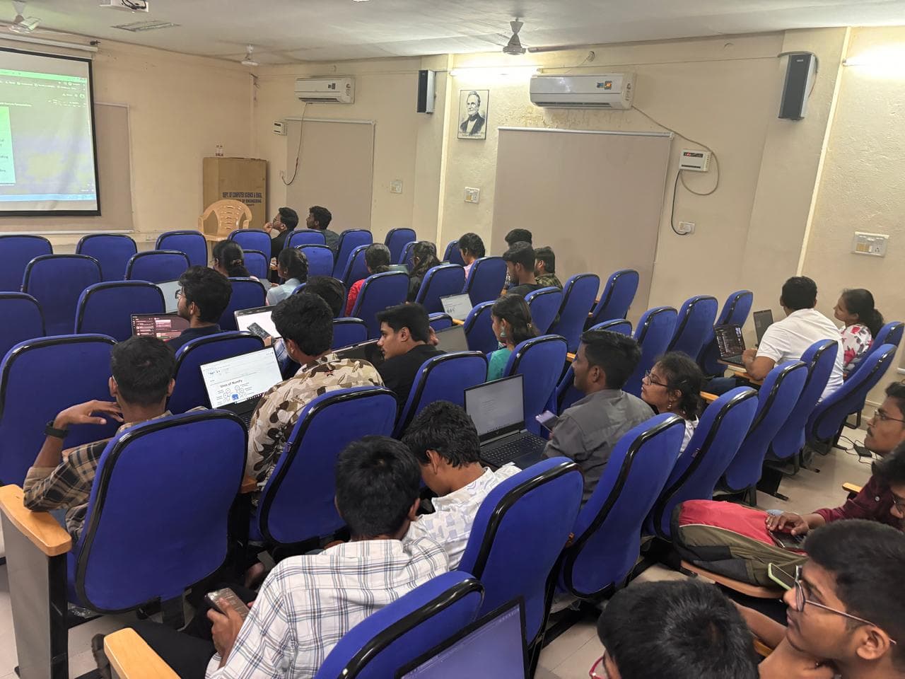 WhatsApp Image 2024-10-22 at 17.55.43 3ebbe532